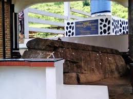 Batu hobon is located in limbong village. Sejarah Batu Hobon Cagar Budaya Batak Di Lereng Sari Marihit Traveling Medan