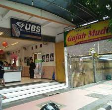 Toko emas gadjah di jalan majapahit, kota mojokerto, disatroni pencuri. Toko Emas Gajah Muda Posts Facebook