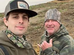 HAPPY THANKSGIVING🦃 Thankful for Jesus! Thankful that I know where I'm  going when I leave this world! Thankful for my family and great friends.  Thankful for my wife. Thankful for health, food