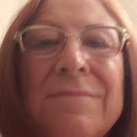 Mary Bourbeau's Instagram, Twitter & Facebook