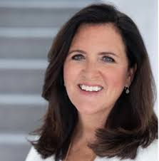 Jennifer Gilchrist, Real Estate Agent