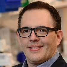 Chris Mendias's Instagram, Twitter & Facebook