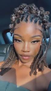 Kenya Bennett (monebennett)