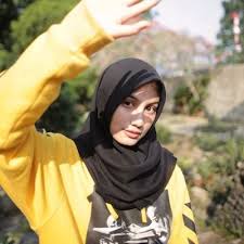 Adalah sesuatu yang agak luar biasa jika isteri yang membangunkan suami dan mengajaknya melakukan qiyamul lail, maka isteri akan mendapat rahmat dari allah. Malam Jumaat Store Malamjumaatstor Twitter