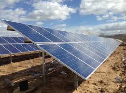 Bir ev için ortalama 8 adeti veya 12 adet güneş paneli kullanılabilir. Gunes Enerjisi Elektrik Uretimi