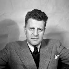 La cererea sa, a fost transferata in functia de folclorist la orchestra „taraful gorjului din tg. Iubirile Mariei TÄƒnase Pe Patul De Moarte I A Scris Unui Cartofor Antena 1