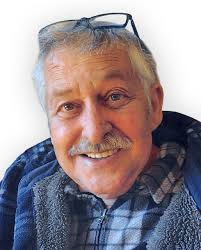 Timothy Lumley's Instagram, Twitter & Facebook