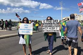 Voto impresso se o voto impresso for aprovado com apuração estadual e o sistema eleitoral for alterado para distrital, as eleições parlamentares para deputados federais e estaduais serão certamente contestadas e levadas ao stf, no caso dos resultados divulgados pelo tse divergirem da contagem dos tres e, assim, houver alteração na lista. Voto Impresso Orelhao E Maquina De Escrever Pela Volta Dos Que Ja Foram 04 08 2021 Flavia Boggio Folha
