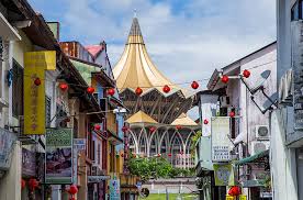 The sarawak state assembly building is the most prominent structure in kuching. Kuching February 2020 Blindbild
