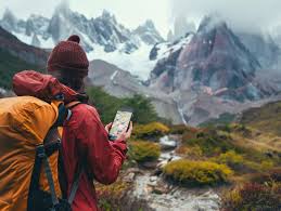 How To Use Hiking Apps To Enhance Your Adventures - The Expert Camper