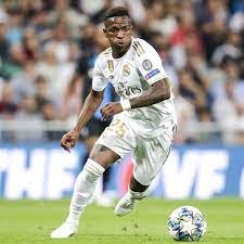 Ronaldinho Real Madrid S Vinicius Junior Will Soon Be Among The Best Get The Latest News For Realmadrid Inside Pinterest On This Jugador De Futbol Futbol