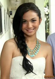 Bongkar foto ktp ariel tatum, netizen malah salfok sama ini. 19 Ariel Tatum Ideas Tatum Ariel Indonesian Girls