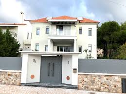 Jun 11, 2021 · παράλληλα, ο υφυπουργός ενημέρωσε τη βουλή ότι έως το 2025 θα έχει υλοποιηθεί η υπογειοποίηση 2.250 χλμ δικτύου ηλεκτρικής ενέργειας και πως το 30% εξ αυτών θα αφορά σε περιοχές της αττικής. Katoikia Stoys 8rakomakedones Solidakis