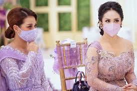 Liity facebookiin ja pidä yhteyttä käyttäjän gary iskak ja muiden tuttujesi kanssa. Aurel Unggah Foto Bareng Di Medsos Krisdayanti Semua Sudah Senang Okezone Celebrity