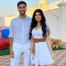 هل ام نارين بيوتي راضية عن لبس بناتها _ 10 حقائق عن عائلة نارين. Narins Beauty Bio Age Net Worth Height In Relation Nationality Body Measurement Career