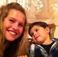 Ashley Ambriz (@ashambriz24)