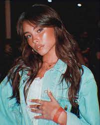 Pin By Arin Abasi On Mood Hair Styles Madison Beer Outfits Madison Beer Hair