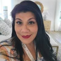 80+ "Sandra Realtor" profiles