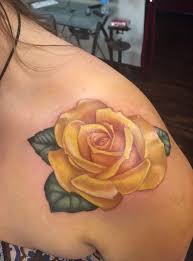 Yellow Rose Tattoo Meaning Url Https Sculers Blogspot Com 2018 08 Yellow Rose Tattoo Meanin Yellow Rose Tattoos Rose Tattoos For Women Rose Tattoo Meaning