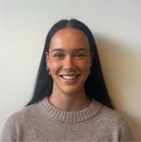 Jada Ross's Instagram, Twitter & Facebook