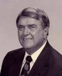 Dr. Jack McEwen dies at 84: lifetime "love of learning"