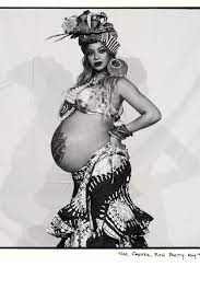 The Best Pics From Beyonce S Baby Shower Beyonce Pregnant Beyonce Beyonce Show