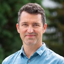 Distinguished Investigators