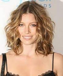 Monroe Medium Wavy Hairstyles Celebrity Medium Wavy Hairstyles Medium Hairstyles Inspira Medium Length Curly Hair Medium Hair Styles Medium Length Wavy Hair