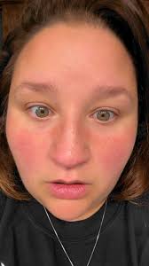 Villalobos ummmm this is lifechanging information #aggressivetutoriallady  #AggressiveTutorials #aggressivehairtutorials #shorthairstyle #shortupdo  #90shair