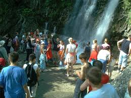 Un roman al analizei psihologice, în care liviu rebreanu îmbină drama omului comun, psihologia criminalității şi investigarea stratului psihic abisal. Scoala GimnazialÄƒ Liviu Rebreanu ComÄƒnesti