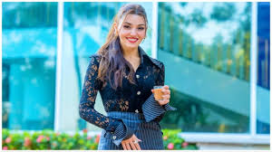 ​EXCLUSIVE: Youll always find Bollywood music on my playlist, says Turkish  star Hande Erçel | Hindi Movie News - Times of India