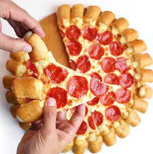 The 10 Best Pizza Hut Pizzas Ranked From Good To Great