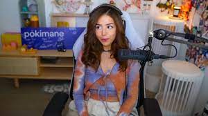 Pokimane shows her tits on twitch live stream