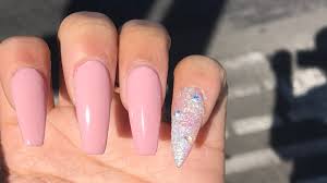 But, that doesn't mean you can't have it with shorter nails. Nails Coffin With Pinky Stiletto New Expression Nails