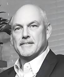 Scott Lesher's Instagram, Twitter & Facebook