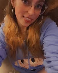 I'm about doing what makes me happy, and filling my life with people who  are made of magic 🥰 Oh and never shutting up about how horrible capitalism  is and how fun