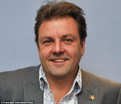 Your chance to ask martin roberts from homes under the hammer questions about property, diy, behind the scenes from the. Homes Under The Hammer Presenter Martin Roberts Undergoes Hair Transplant Daily Mail Online