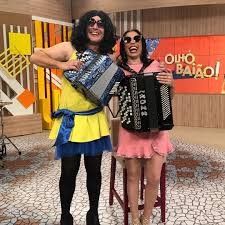 Изучайте релизы rosinha de valença на discogs. Joao Baiao Mascara Se De Uma Das Cantoras Mais Famosas Do Nosso Pais