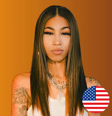 Who is Ariana Taylor aka Arri.arii?