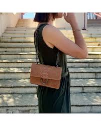 Soyez le premier à commenter ce produit. Sac Camel En Cuir Souple Italien Tendance Forte De La Mode Zosha Collection