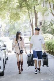 Vào tháng 12, cả hai tuyên bố chia tay. Trá»‹nh Sáº£ng Bá»‹ Báº¡n Trai TrÆ°Æ¡ng Háº±ng Uy Hiáº¿p Náº¿u Dam Chia Tay Sao Chau A Viá»‡t Giáº£i Tri