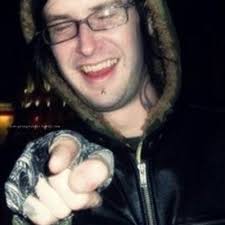 Adictos A A7X (@AdictosAASevenX)