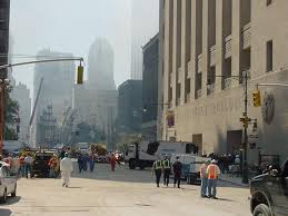 Résultat de recherche d'images pour "wtc adjacent building damaged"