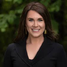 Dona Holway: Dir. of Marketing & Comms