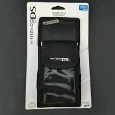 Jan 07, 2021 · juega a los mejores títulos para nintendo ds y game boy en tu ordenador. Nintendo Ds Lite Estuche Negro Correa Para El Hombro Stock Viejo Nueva Bicicleta De Ventana Ebay