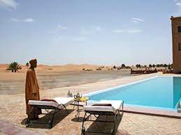 Réservation des hôtels et auberges à merzouga au maroc, direct propriétaire, large choix d'hotels, de riads, d'auberges et de maisons d'hôtes à merzouga, un hotel de charme ou de luxe à merzouga au. Hotel Kanz Erremal Morocco Akanlux