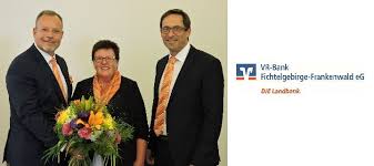 Vr bank hof eg branches in muenchberg with swift code. Die Vr Bank Fichtelgebirge Frankenwald Verabschiedete Liane Drechsel In Den Ruhestand 100 Hof