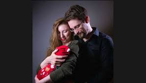 Snowden — who famously leaked data in 2013 on the national security agency's mass surveillance of us citizens in 2013 — called out the host of an elite real estate investment club over the. Us Whistleblower Edward Snowden Wife Share Photos Of Newborn Son