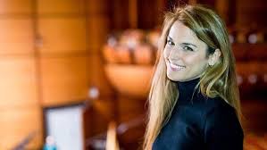 14,494 likes · 869 talking about this. Il Maestro Beatrice Venezi Sceglie Opinion Leader Adc Group