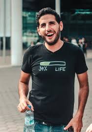 Yassin is an internet sensation who runs a channel and a page under the name of nas daily, on youtube and facebook respectively. Singapore Sports Hub On Twitter Shout Out To Nas Daily For A Super Awesome Spontaneous Meet Up Yesterday Check Out Our Instagram And Facebook For More Images Https T Co Vr7lr8hcw0